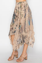 Load image into Gallery viewer, Feather Tiered Lace Skirt